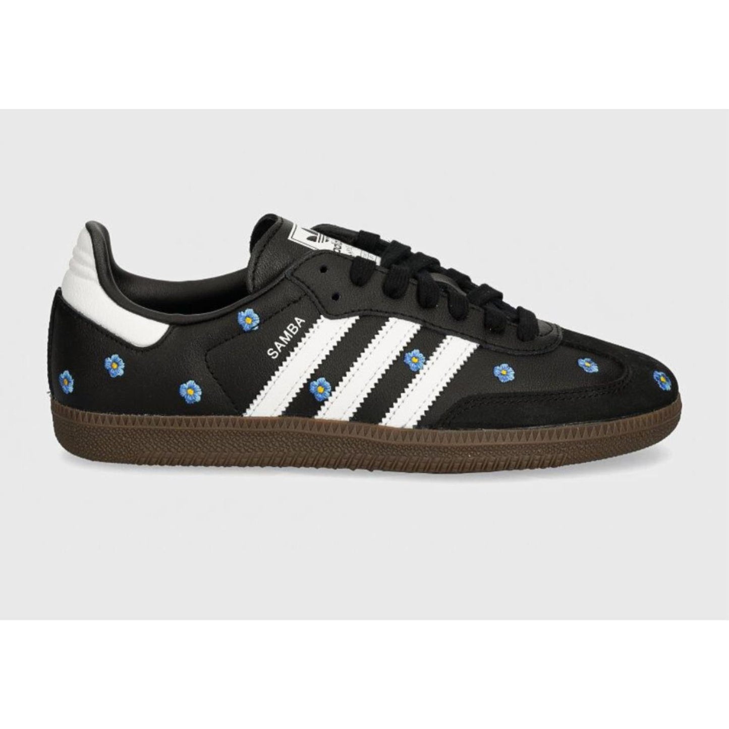 Adidas Sneakers