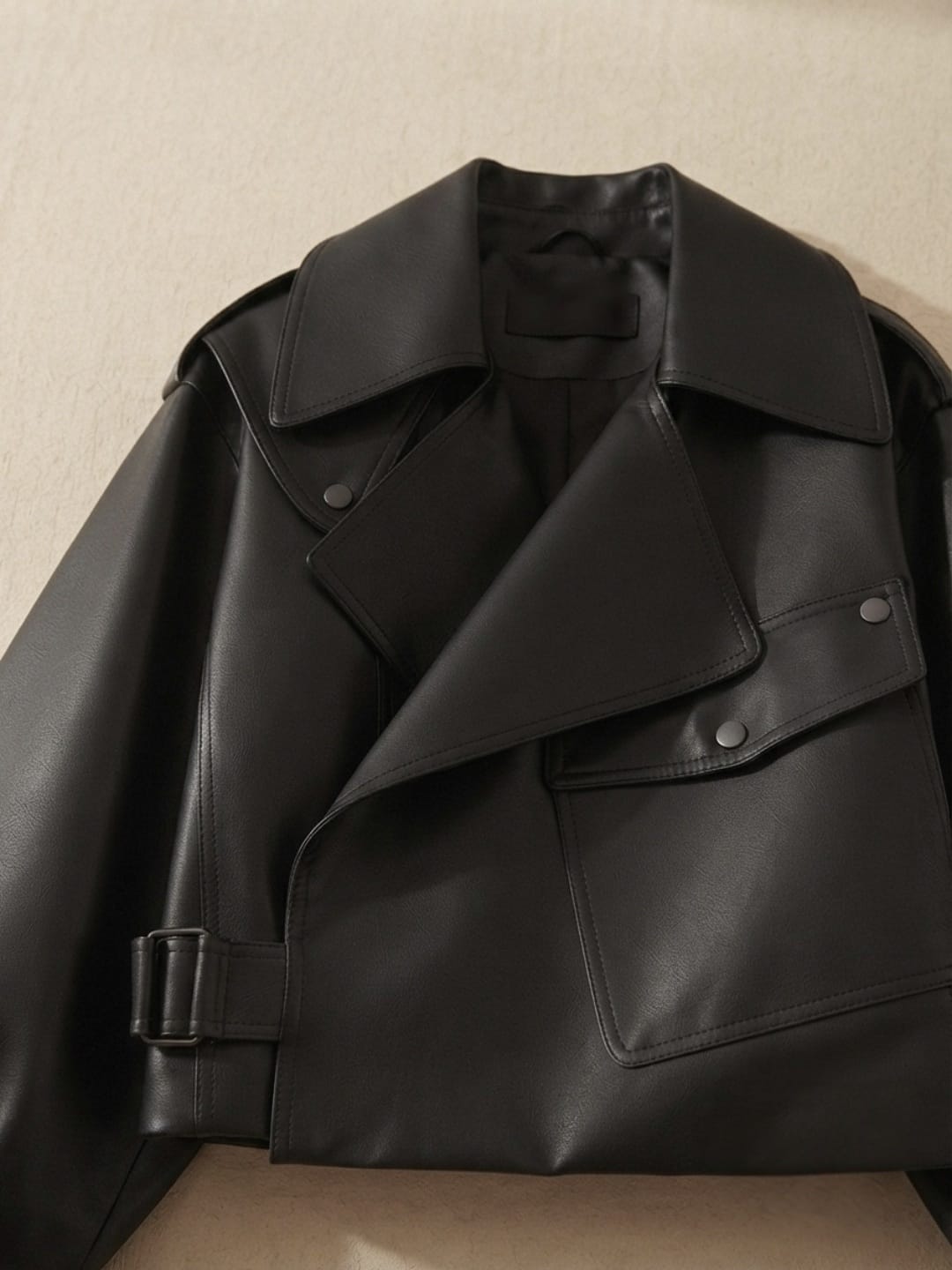 Veste Courte Ample en Cuir pour Femme