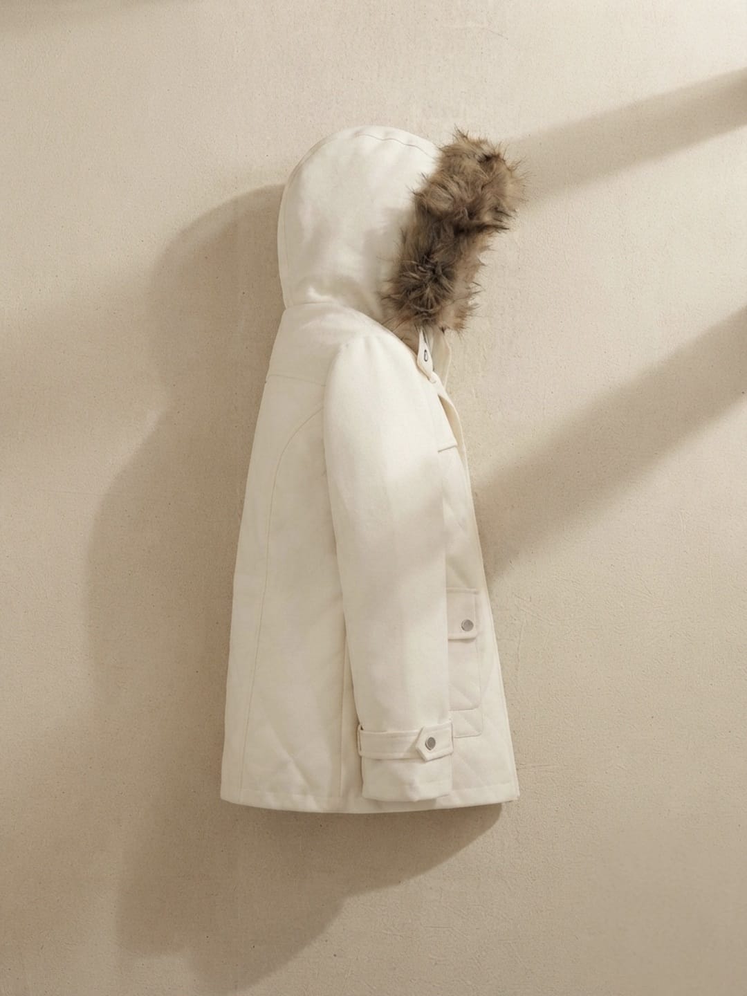 Parka à capuche doublée fausse fourrure pour femme