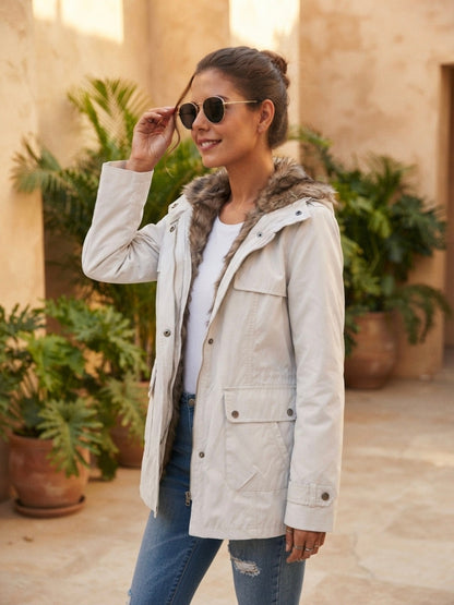 Parka à capuche doublée fausse fourrure pour femme