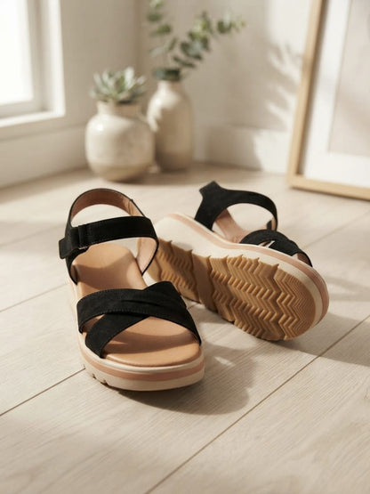 Wedge flat sandals