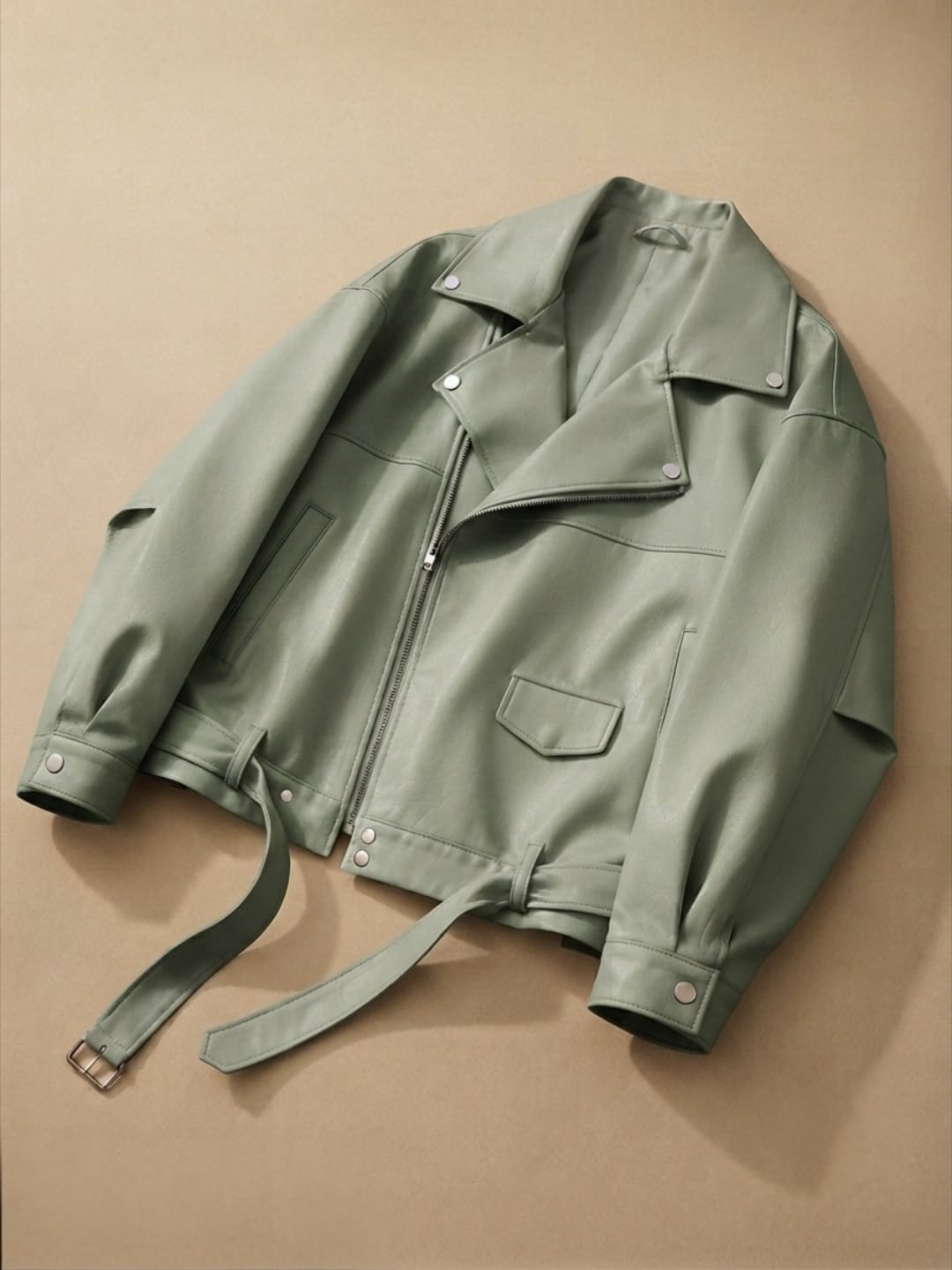 Veste motard en cuir ample pour femme