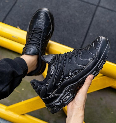 Lightweight Non-slip Smash-resistant Wear-resistant Low-top Sneakers